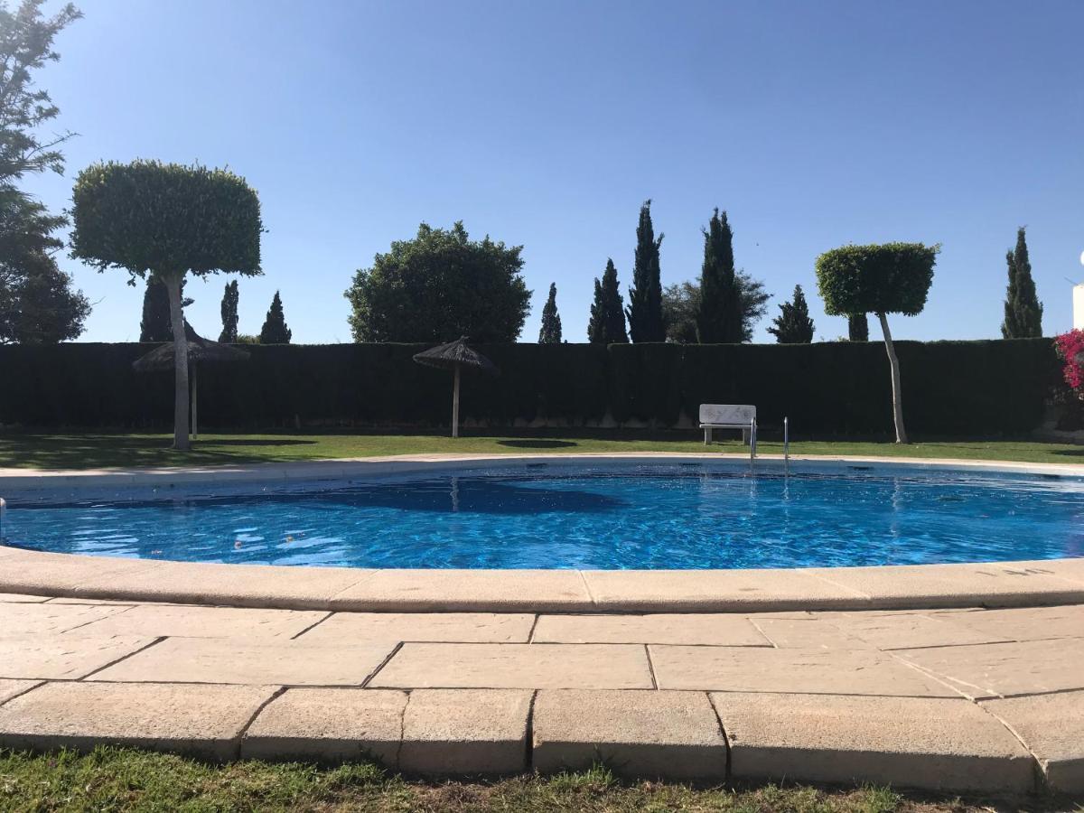 Villamartin, Lovely 2 Bed House, Short Walk To The Plaza. Orihuela Exterior foto
